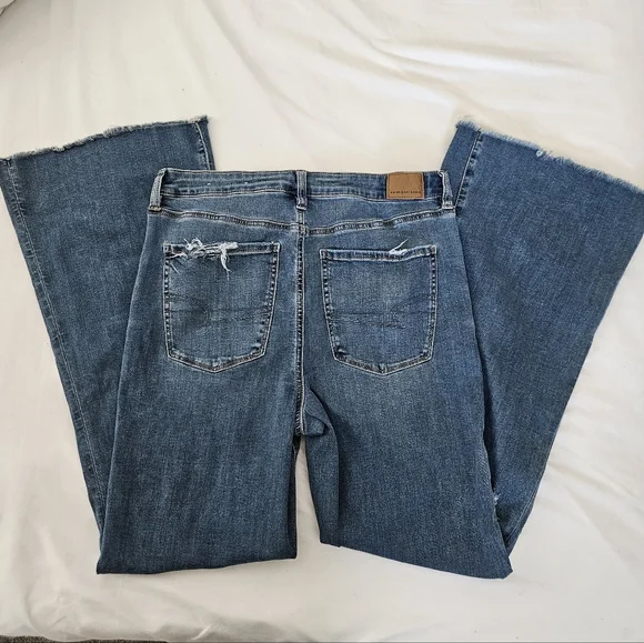 American Eagle Outfitters Women's Distressed Super High-Rise Flared Jeans - Picture 4 of 5